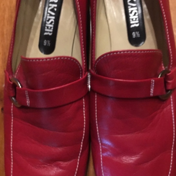 9.5 Women’s RED PETER KAISER Flat Rubber sole Shoe - Picture 4 of 8